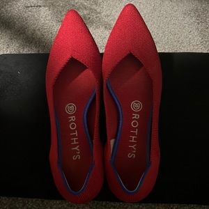 Red point toe Rothy’s